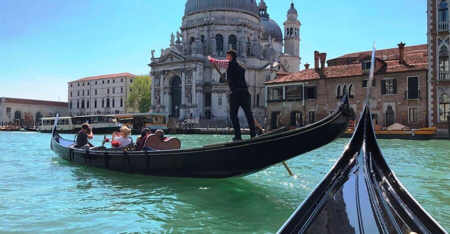 Venice Combo: Gondola, St. Mark’s Basilica Pala d'Oro option - Pala d’Oro option: worth it if you want the glittering details