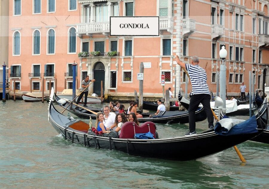 Venice: Doge’s Palace and Basilica Roman Empire Guided Tour - Price and value: what $102 buys you in real time