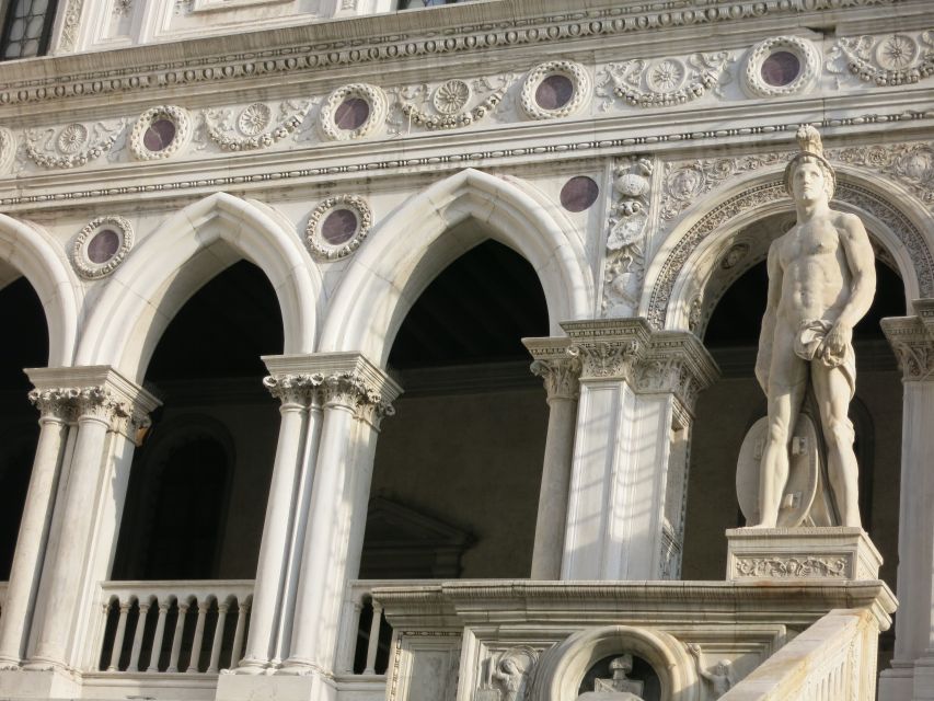 Venice: Doge's Palace and Basilica Tour with Gondola Ride - Price value: is $149.54 per person worth it?