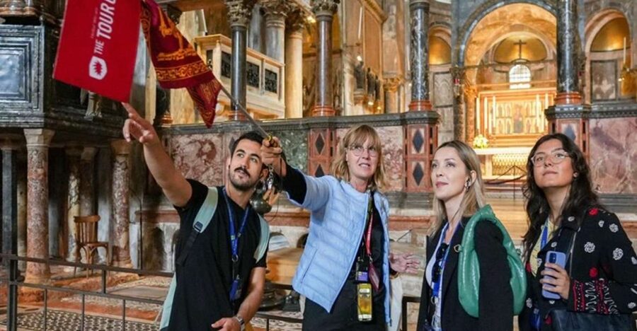 Venice: Doge's Palace and St Mark's Tour with Gondola Ride - Entering St Mark’s Basilica Without the Ticket Chaos