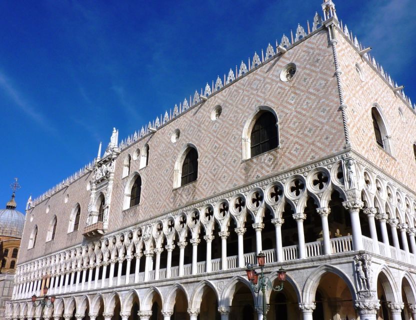 Venice: Doge's Palace Guided-Tour & Gondola Ride - Getting started at Calle larga de l’Ascension (and why the exact spot matters)