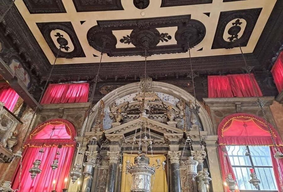 Venice Essential: Doge’s Palace, Prisons & Gondola option - Correr Museum entry: a smart way to control your own pace