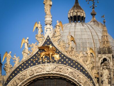 Venice: Gondola Ride and St Mark's Basilica - Entering St Mark’s Basilica: Where East Meets West