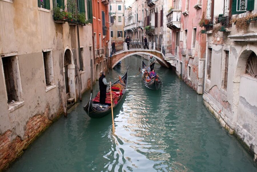 Venice: Gondola Ride and St. Mark's Basilica Tour - Key Highlights to Know Before You Go