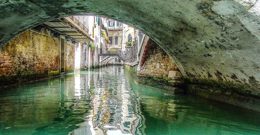 Venice: Gondola Ride and St. Mark's Basilica Tour - Dress Code and Bag Rules: The Stuff That Can Ruin Your Morning