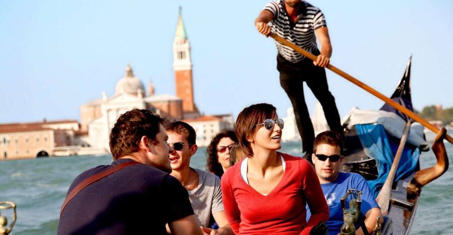 Venice: Gondola Ride with Live Guide or Audio Guide - Where It Starts: Grand Canal Area and Madonna della Salute