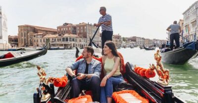 Venice: Grand Canal Gondola Ride with App Commentary - The 15-Minute Intro Walk: How to Read a Gondola (Fast)