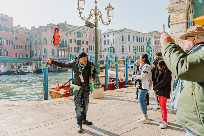 Venice In a Day: St Mark's, Doges Palace Gondola Ride & City Tour - Timing, breaks, and group size: how to avoid feeling rushed