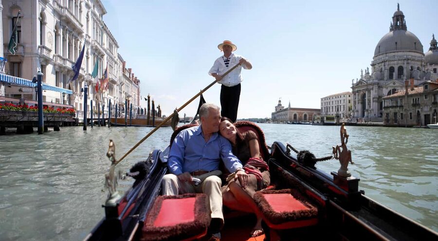 Venice: Off the Beaten Path Private Gondola Ride - Why this private gondola ride still feels special in Venice