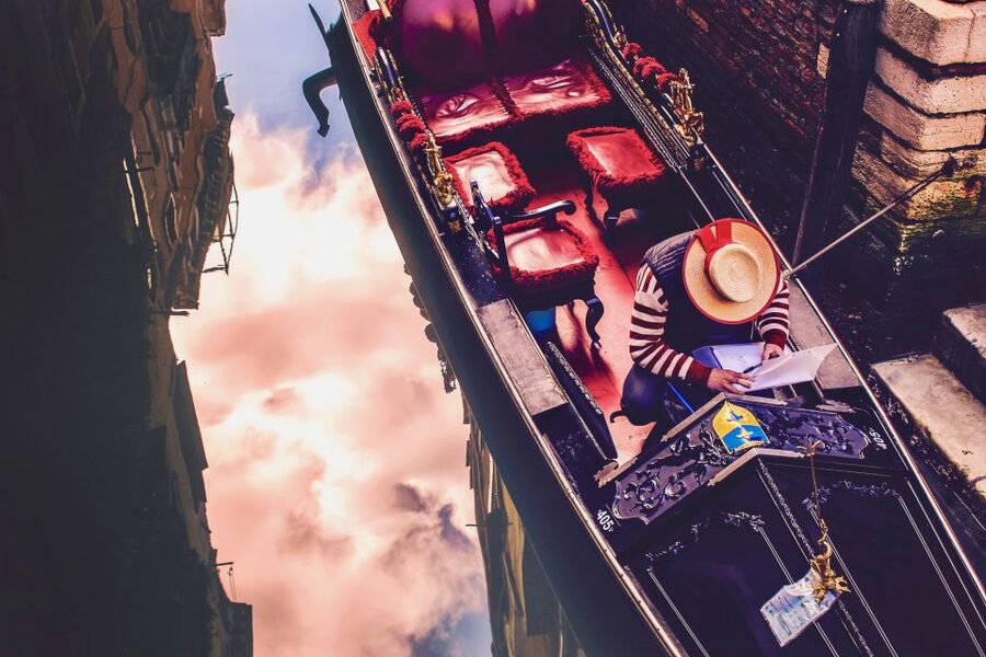 Venice: Private Gondola Ride - Tips to make your ride feel like a win