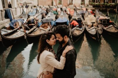 Venice: Private Gondola Ride with Professional Photographer - The gondola portion: 30 minutes on the canals with real photo momentum