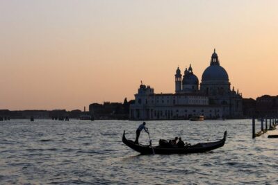 Venice: Private Gondola Tour - Grand Canal Sights in 30 Minutes: What You’ll Actually See