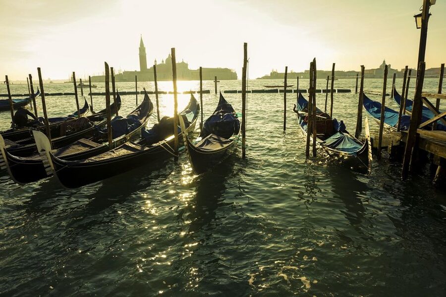 Venice: Private Gondola Tour - Weather and the Real Venice Factor