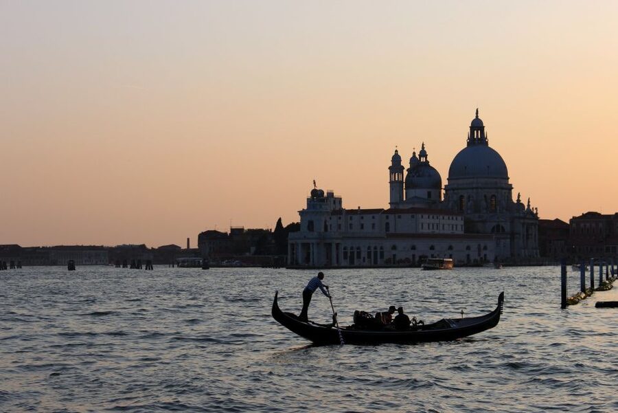 Venice: Private Gondola Tour - Grand Canal Sights in 30 Minutes: What You’ll Actually See
