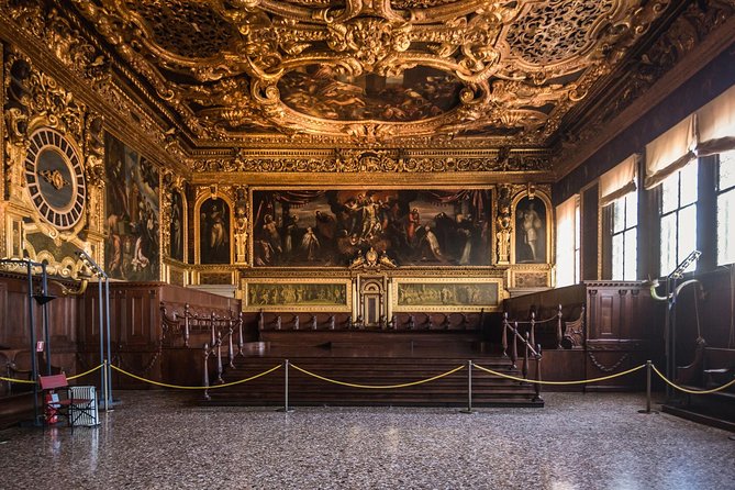 Venice's Best: Basilica, Doge's Palace, Gondola & History Gallery - What this tour gets right in a short Venice visit