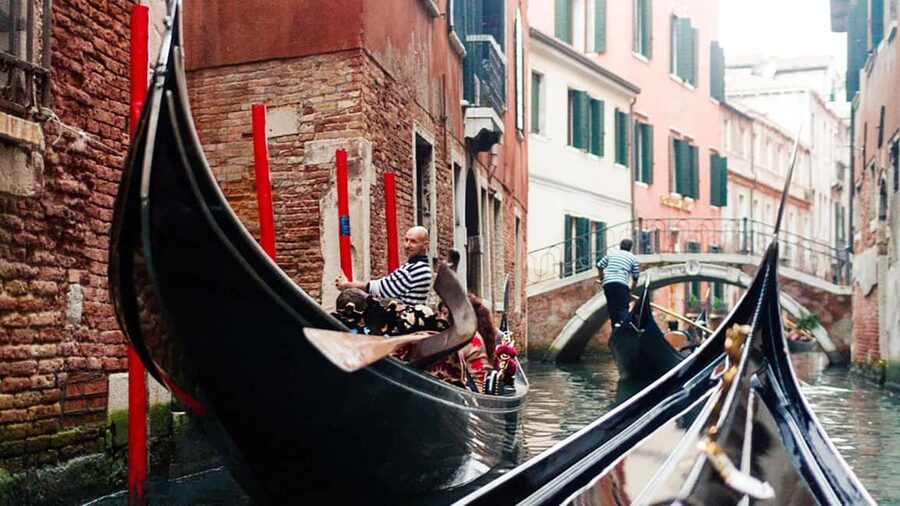 Venice: St. Mark's Basilica Guided Tour & Gondola Ride - St. Mark’s Basilica: Gold Mosaics, Relics, and Skip-the-Line Entry