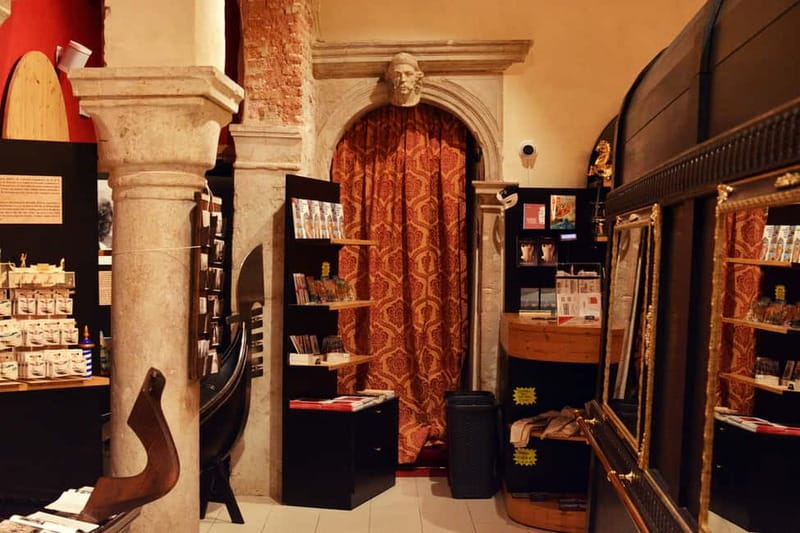 Venice: The Gondola Gallery 3D Experience - Key highlights at a glance