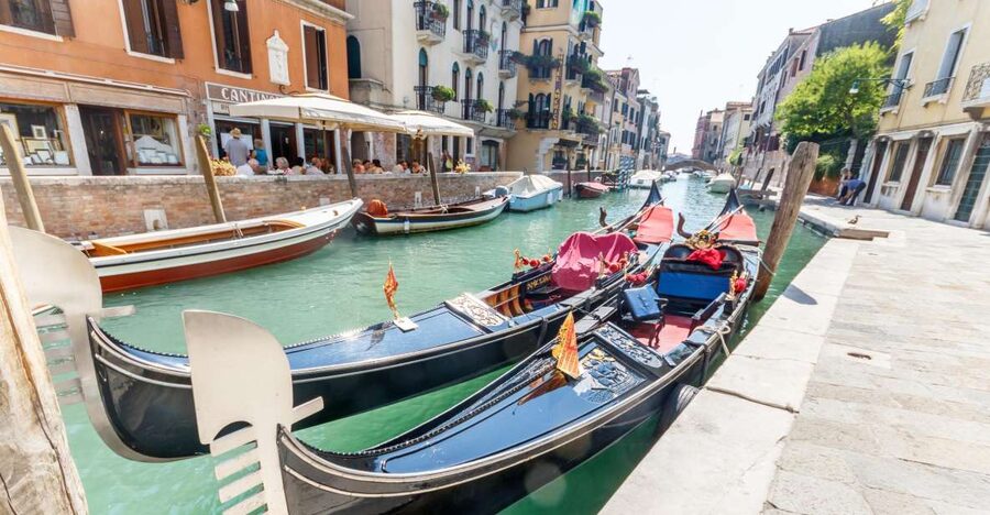 Venice: Traditional Shared Gondola Ride - Where you start near San Marco (and why meeting points matter)