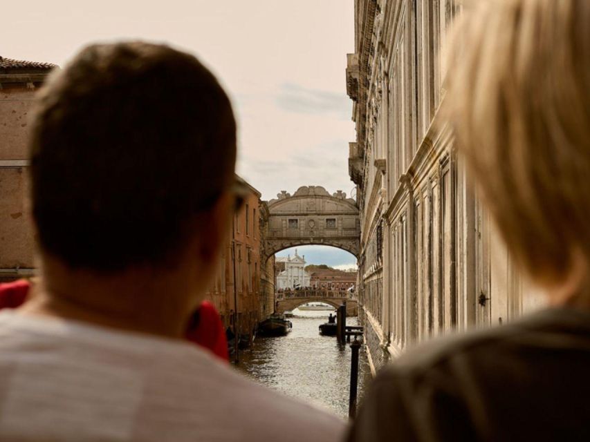 Venice: Vip Semi-Private Walking Tour with Gondola Ride - St Mark’s Basilica and Doge’s Palace: pass-by views versus the upgrade