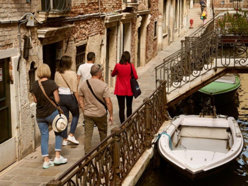 Venice: Vip Semi-Private Walking Tour with Gondola Ride - The 3-hour walking route: what you’ll actually feel on foot