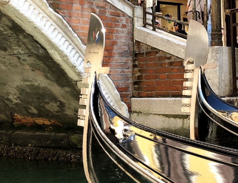 Venice Walking Tour and Gondola Ride Combo - St Mark’s Basin and Basilica della Salute: Views Before You Float