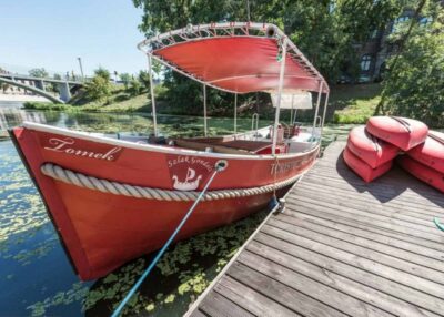 Wroclaw: Old City Walk and Cruise with Small Gondola - Where the walk begins: Piwnica Świdnicka by the Old Town Hall